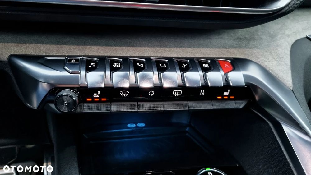 Peugeot 5008 BlueHDi 180 EAT8 GT - 29