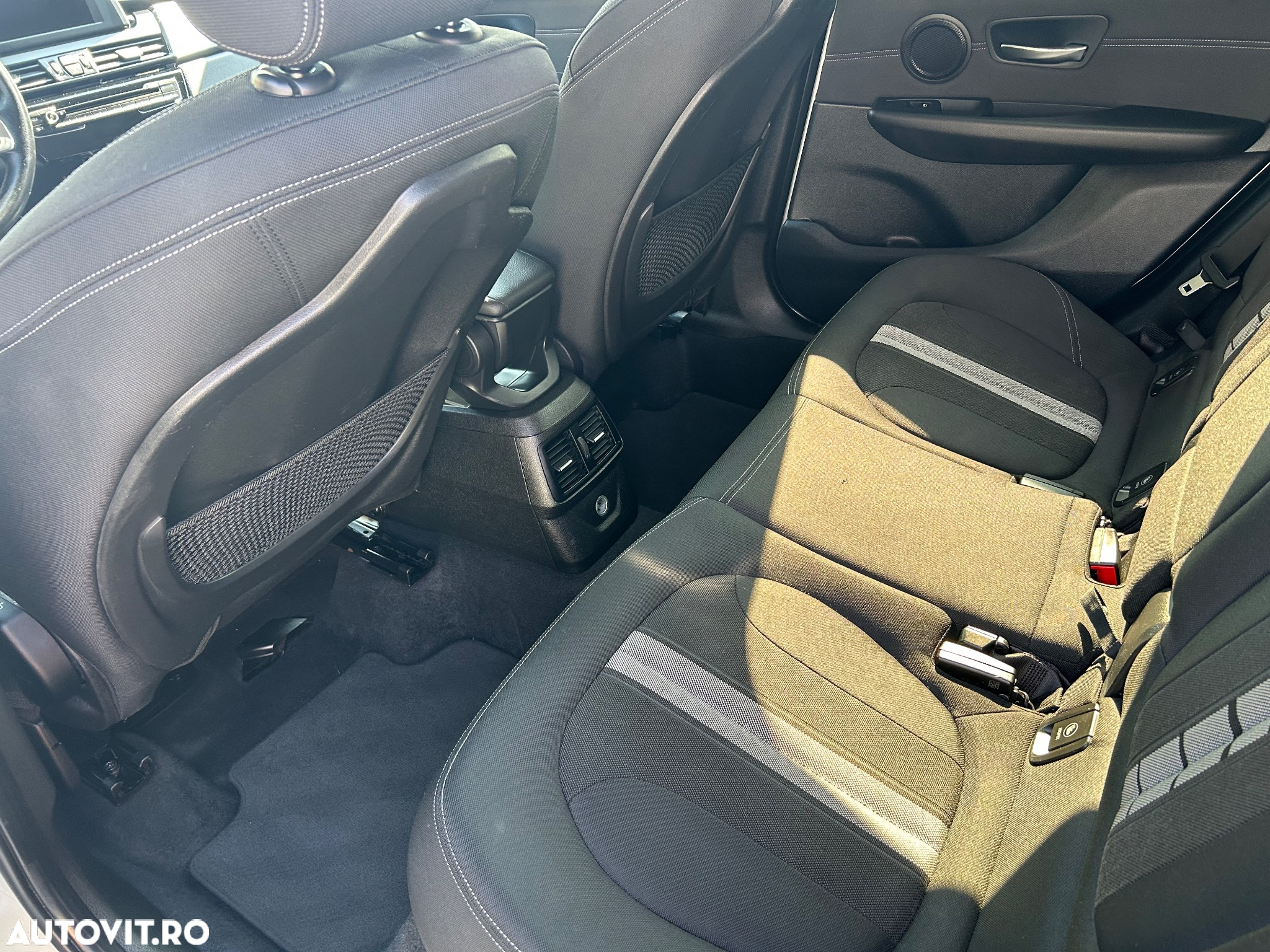 BMW Seria 2 218d Active Tourer - 8