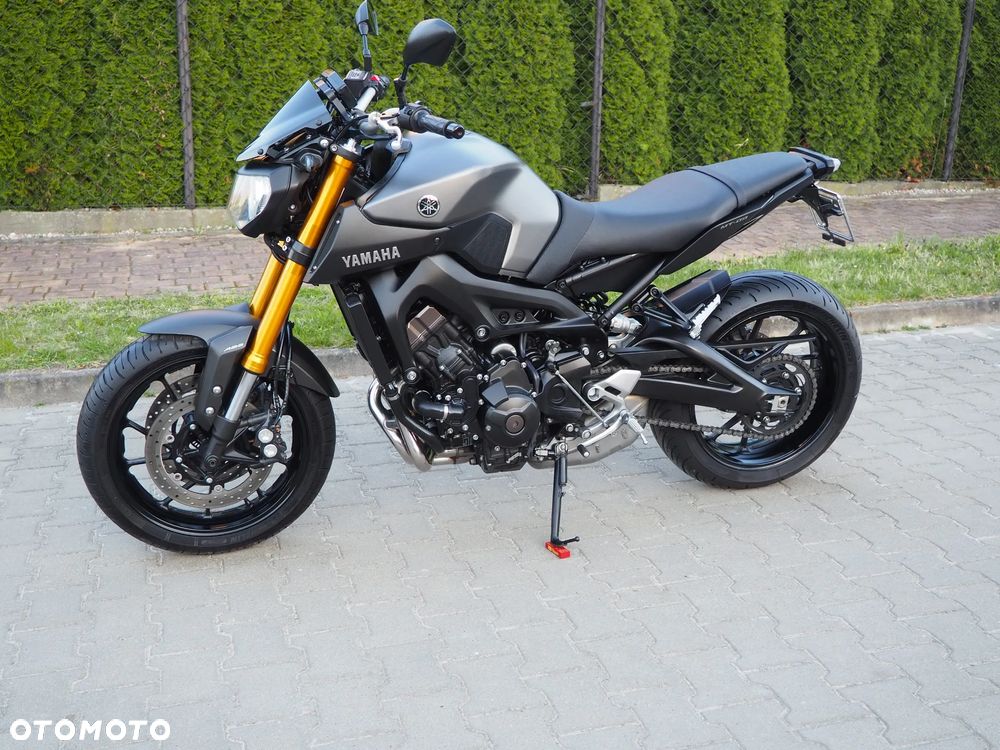 Yamaha MT - 4
