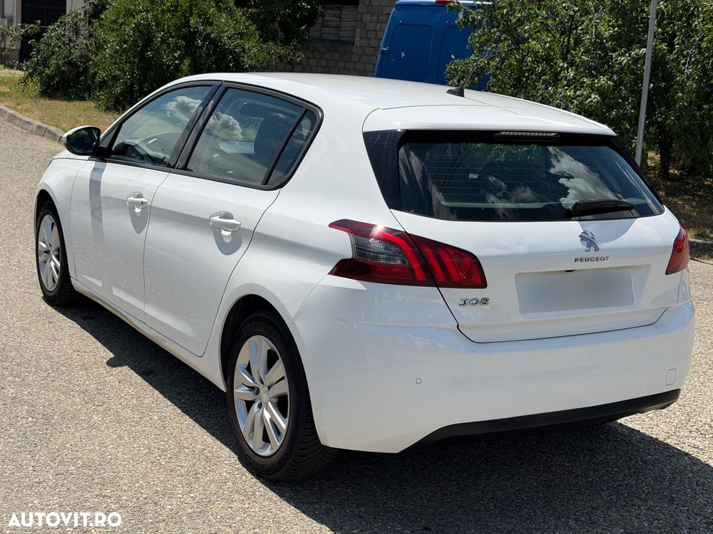 Peugeot 308 1.5L BlueHDI BVM6 Allure - 11