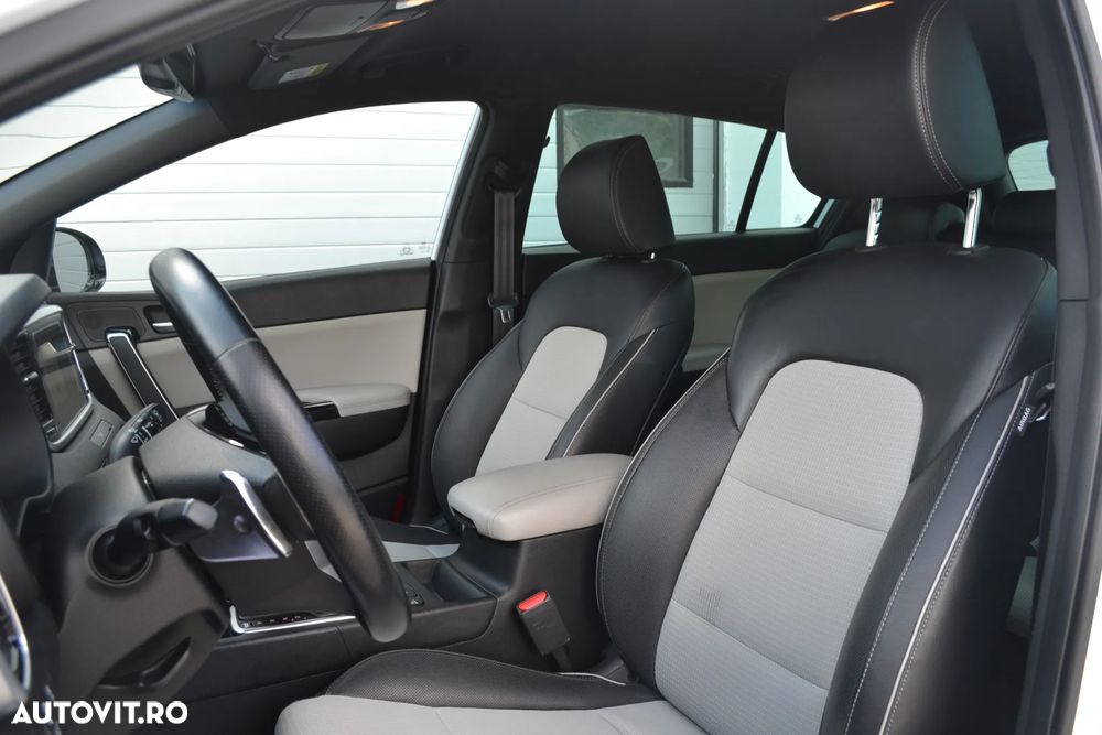 Kia Sportage 2.0 CRDI AWD Eco-Dynamics+ (48V M-H) Aut. GT LINE - 14
