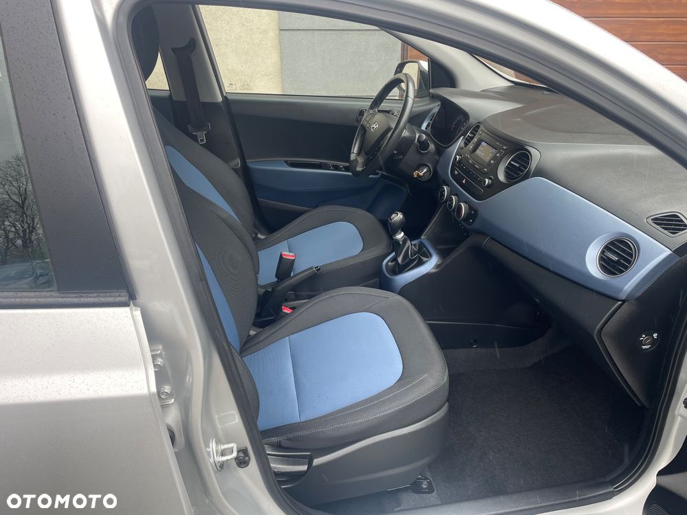 Hyundai i10 1.0 BlueDrive Comfort - 12