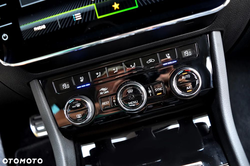 Skoda Superb 2.0 TSI 4x4 L&K DSG - 27