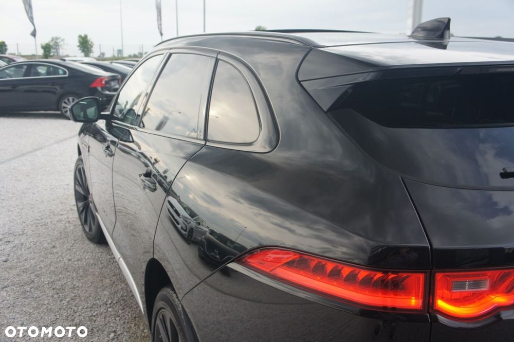 Jaguar F-Pace - 28