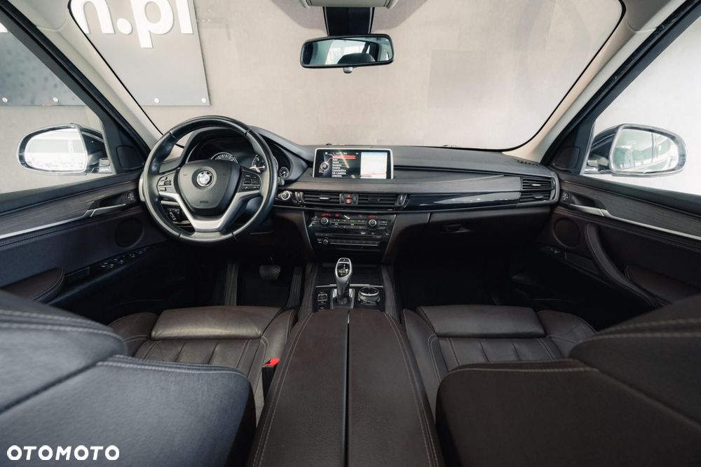 BMW X5 xDrive40d - 11