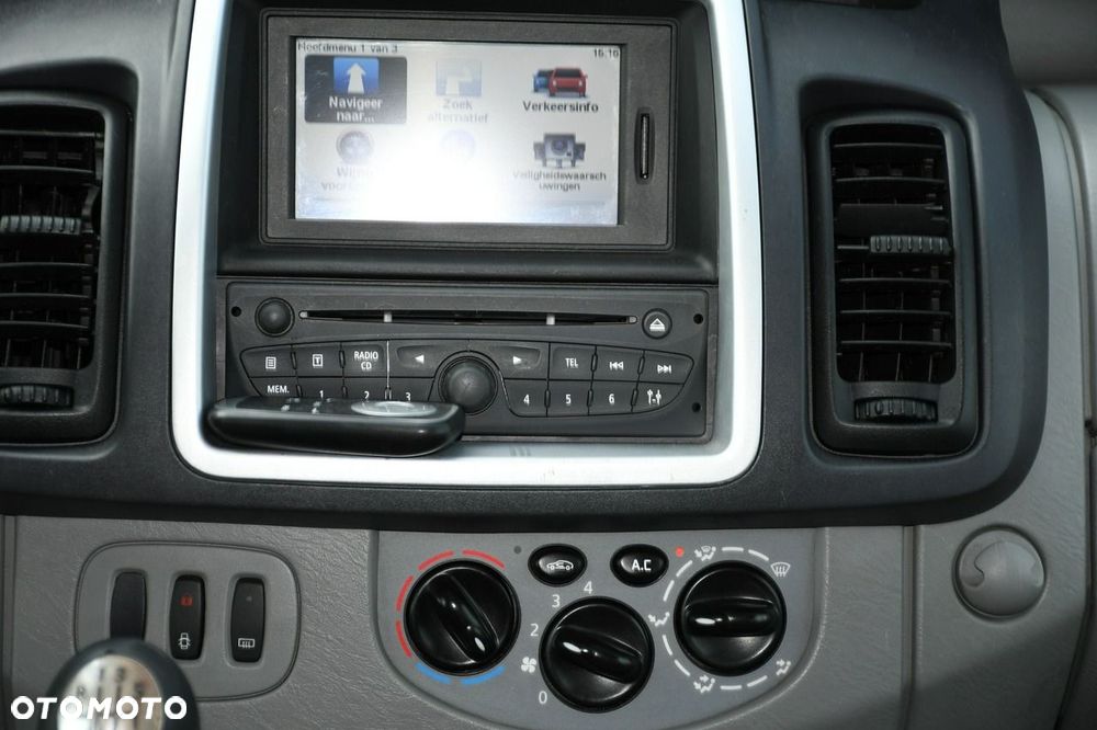 Renault Trafic - 24