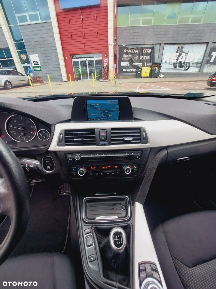 BMW Seria 3 316d - 31