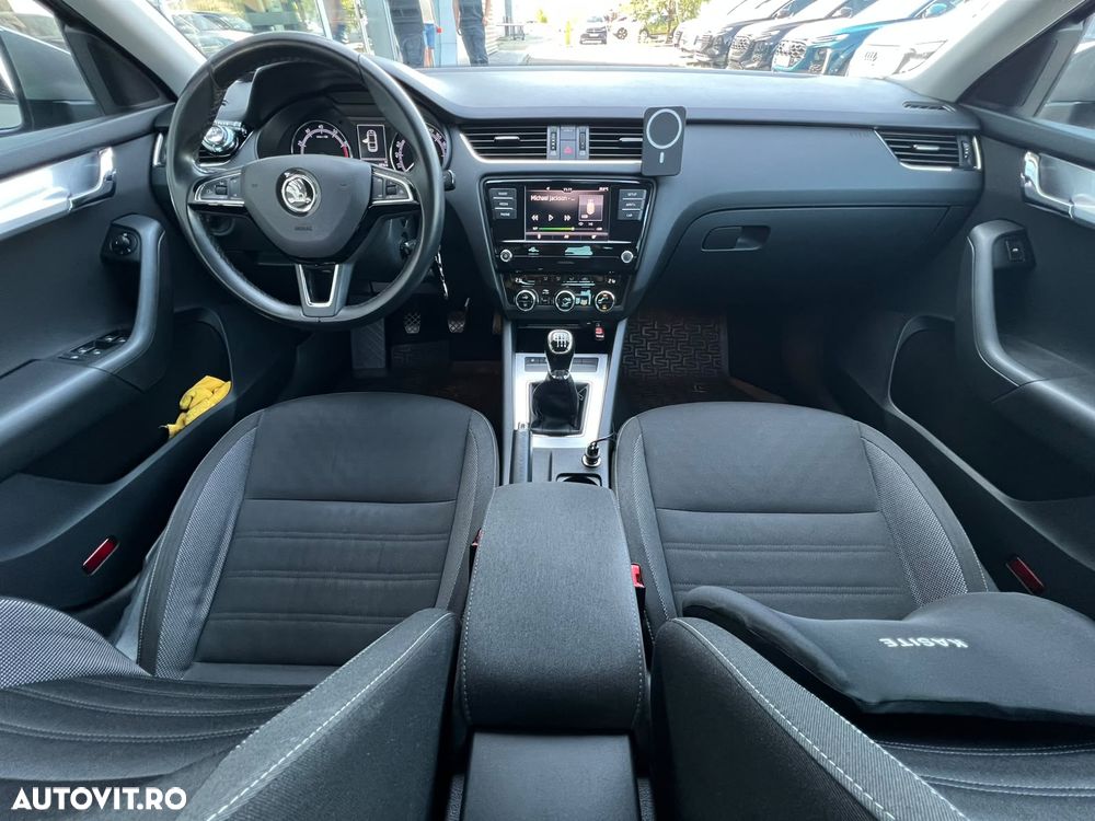 Skoda Octavia 1.0 TSI Ambition - 10