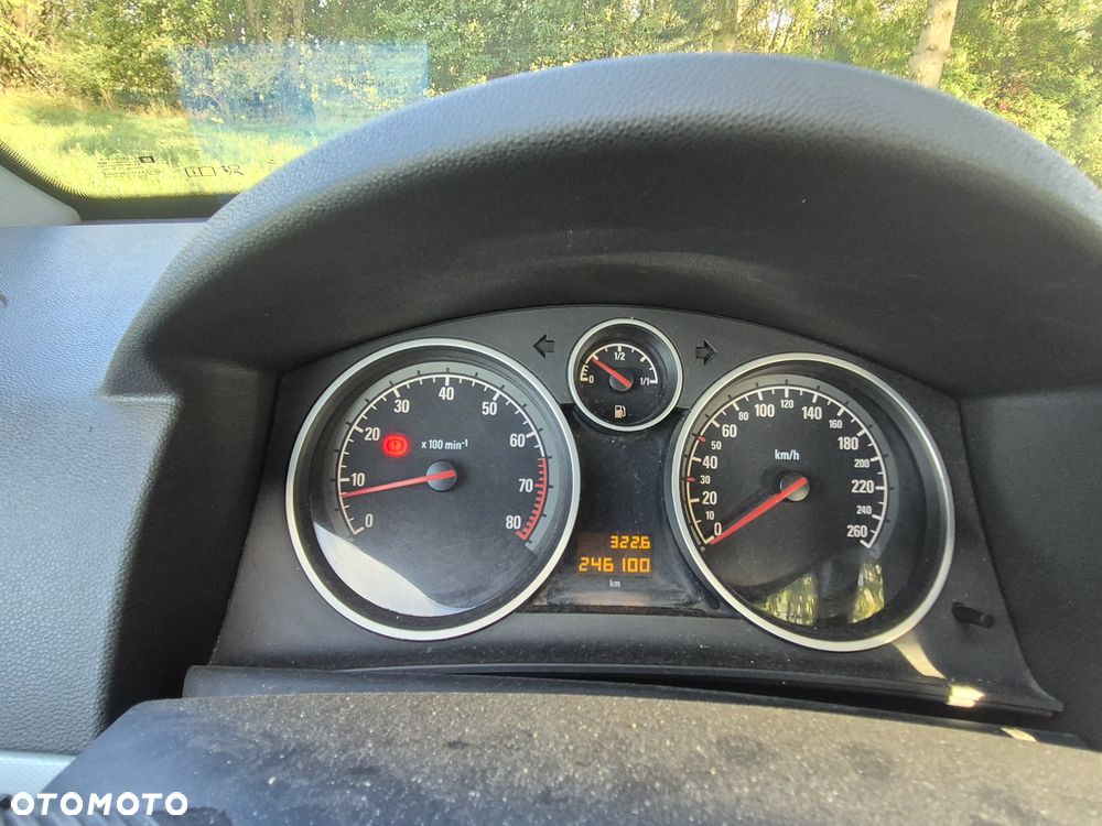 Opel Astra - 12