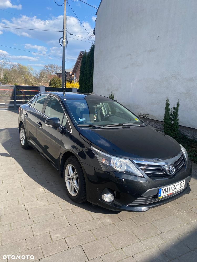Toyota Avensis - 1