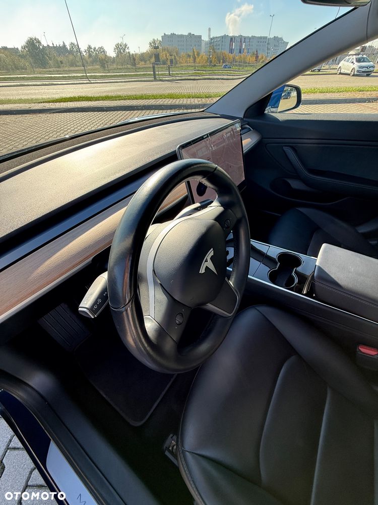 Tesla Model 3 - 20