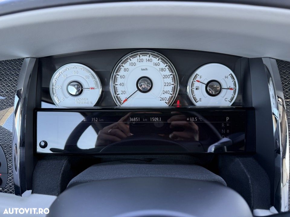 Rolls-Royce Wraith - 22
