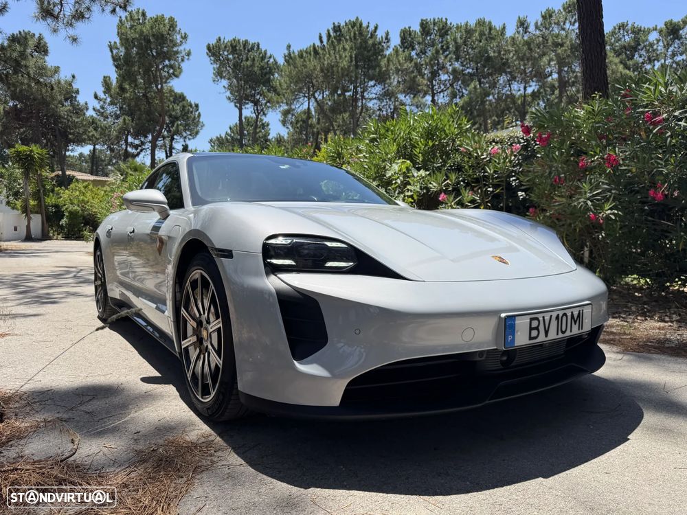 Porsche Taycan Sport Turismo GTS - 7