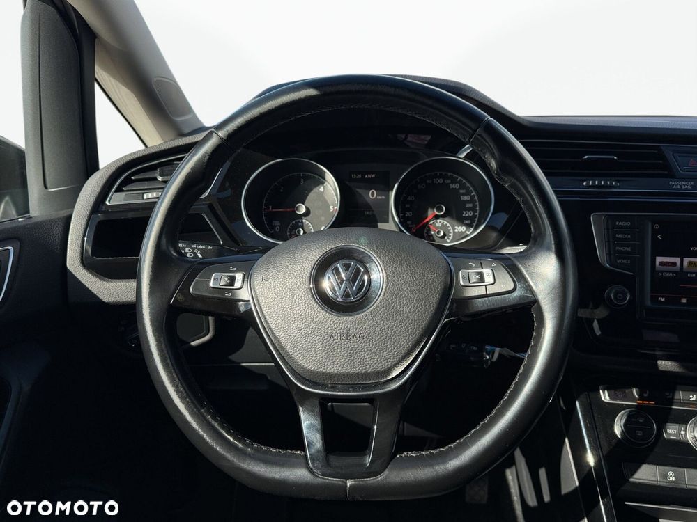 Volkswagen Touran 2.0 TDI BMT Highline - 12