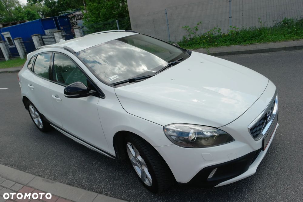 Volvo V40 - 40
