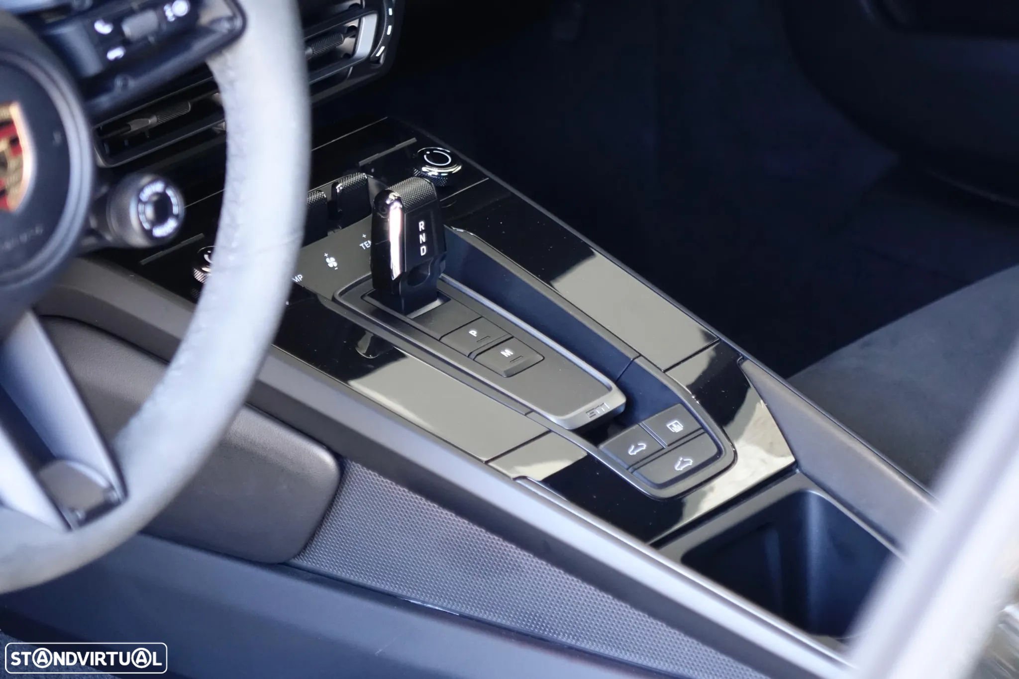 Porsche 911 (992) Carrera 4 GTS PDK - 16