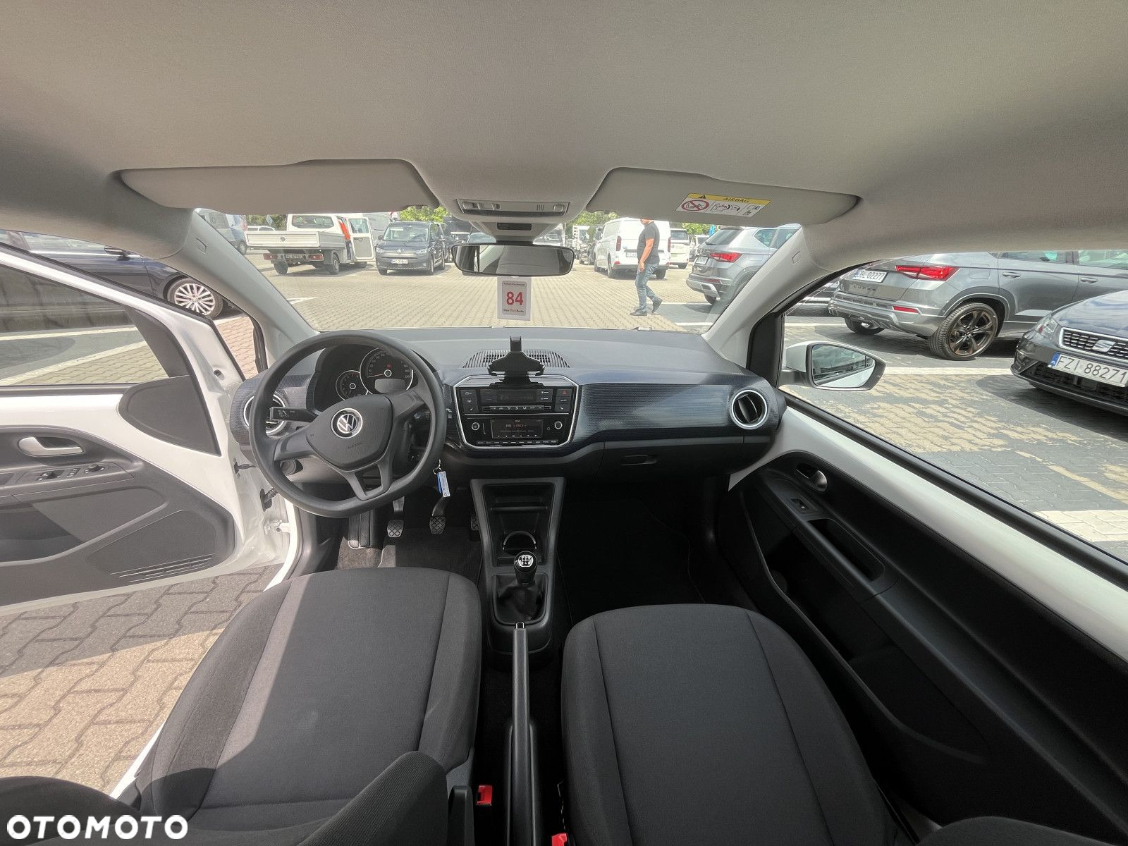 Volkswagen up! - 16