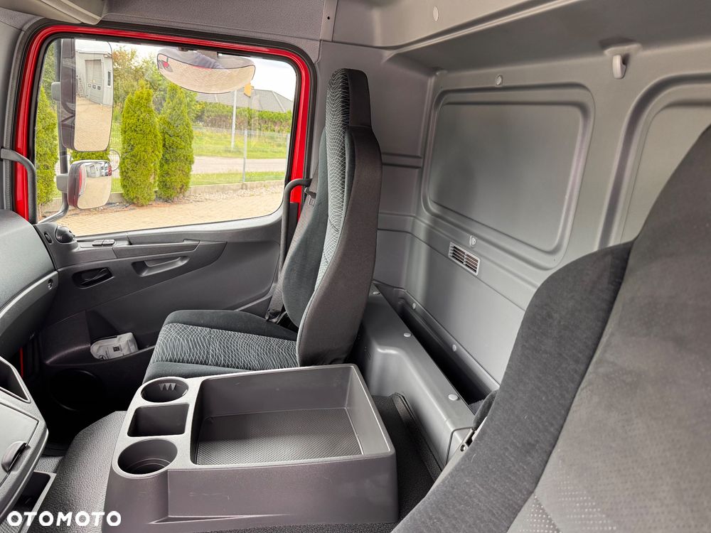 Mercedes-Benz ATEGO - 31