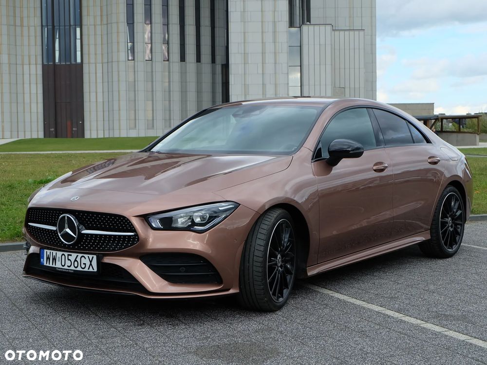 Mercedes-Benz CLA 180 7G-DCT AMG Line