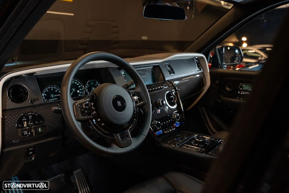 Rolls Royce Cullinan Black Badge - 12