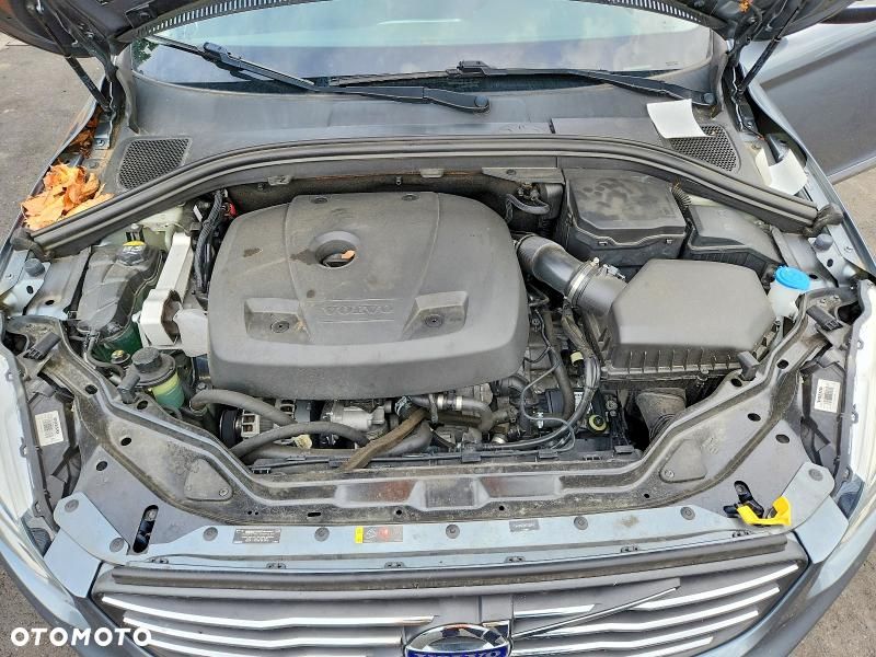 Volvo XC 60 T5 AWD Geartronic RDesign - 10