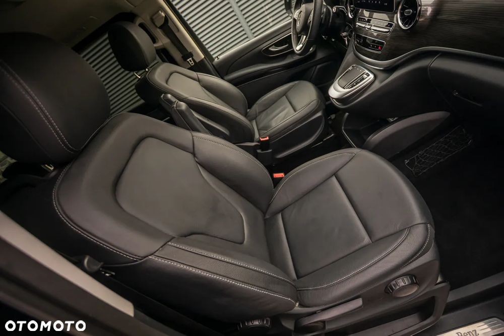 Mercedes-Benz Klasa V 300 d extralang 4Matic 9G-TRONIC Avantgarde - 22