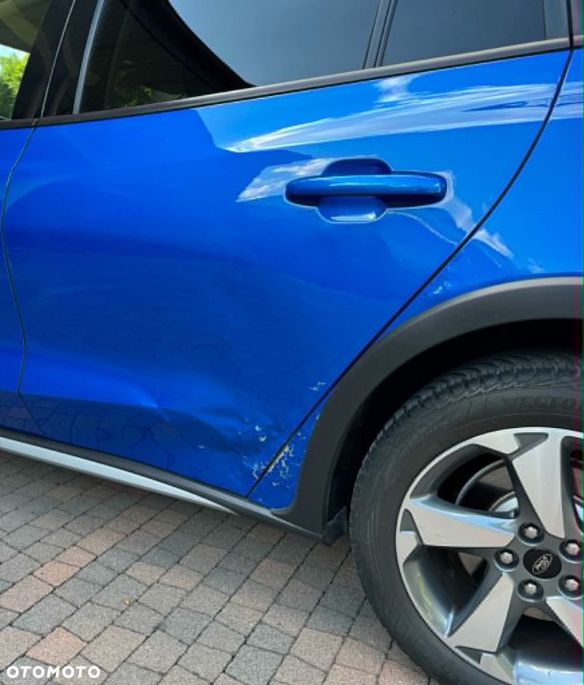 Ford Focus 1.5 EcoBoost Active X - 6