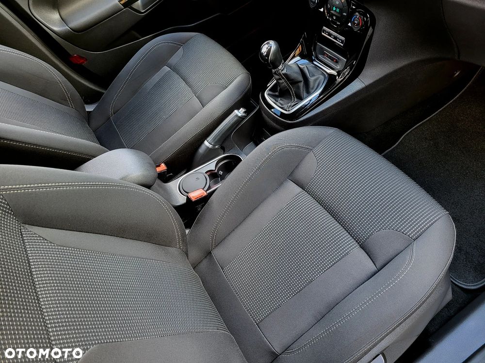 Ford Fiesta 1.0 EcoBoost STart-Stop Titanium - 16