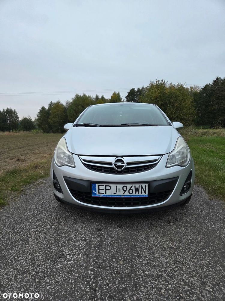Opel Corsa 2011 photo 3