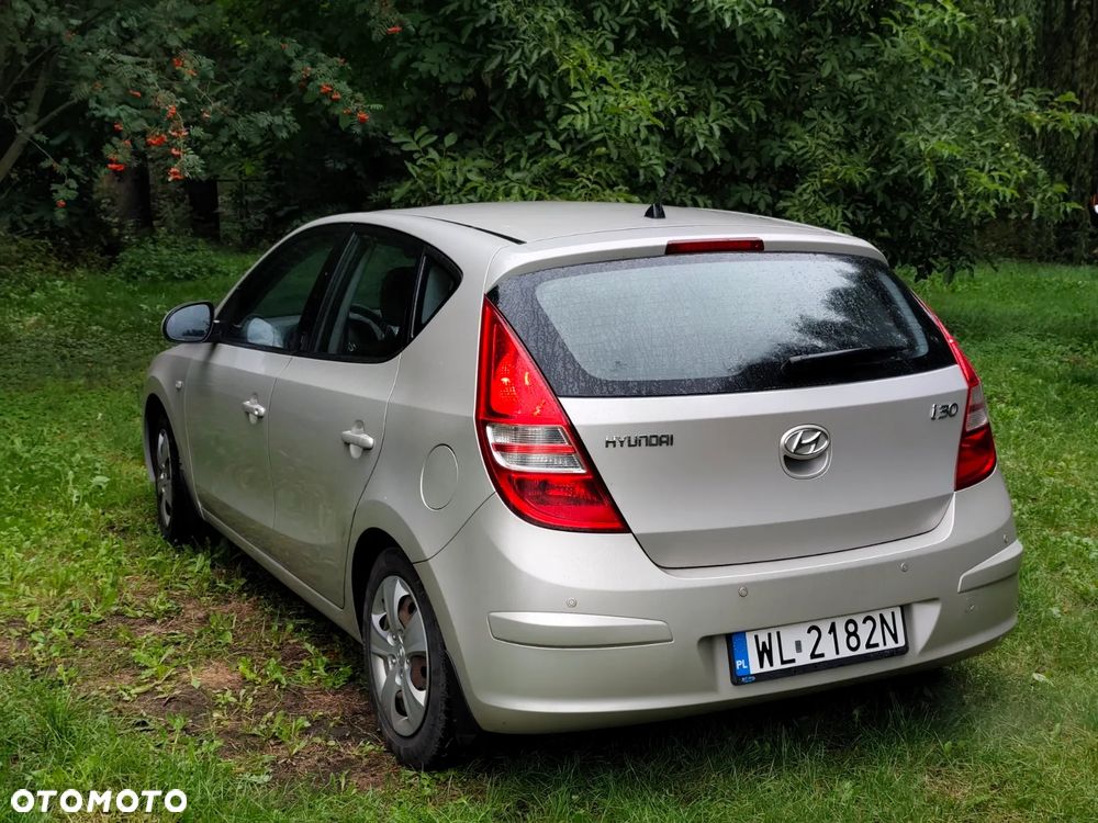 Hyundai i30 1.6 Premium - 22