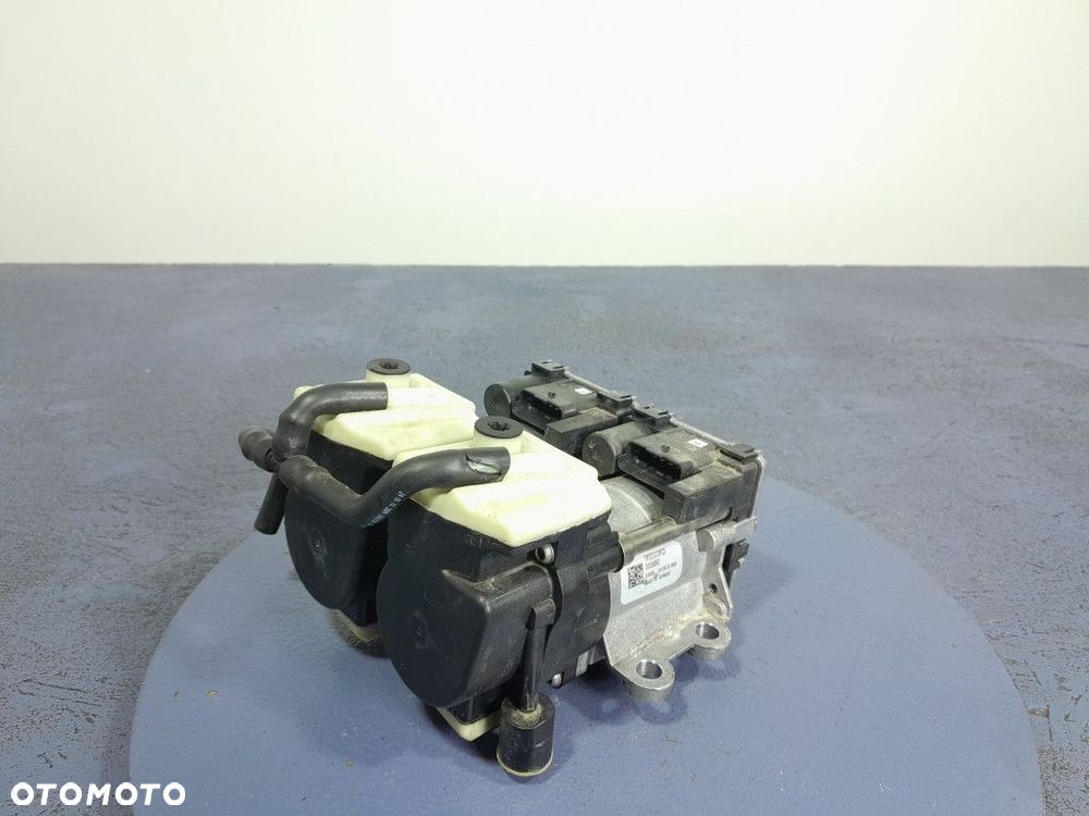 VOLVO XC40 I LIFT 2.0 B3 HYB 163 KM STEROWNIK ZAWÓR SKRZYNI BIEGÓW AUTOMAT - 2