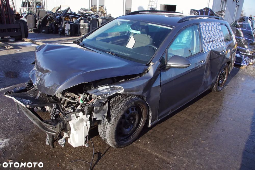 SKUP AUT MOTOCYKLI MASZYN ROLNICZYCH 692324777 ZŁOMOWANIE STACJA DEMONTAŻU POJAZDÓW AUTOSTROISZ LIPNO POJAZD NA CZĘŚCI GOLF 7 1.4 TSI 150 KM CZDA SKRZYNIA RSW LAKIER LR7H - 12