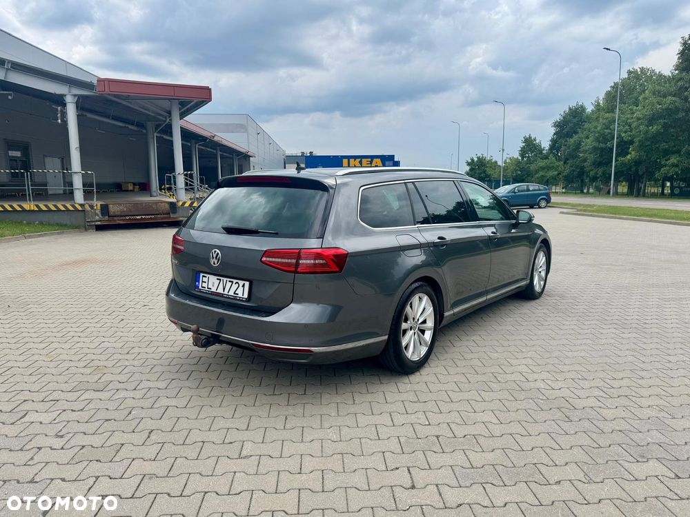 Volkswagen Passat 2.0 TDI SCR Trendline DSG - 4