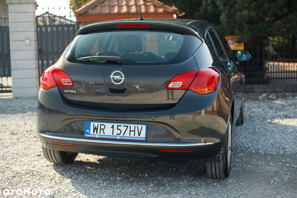 Opel Astra 1.4 Innovation - 11