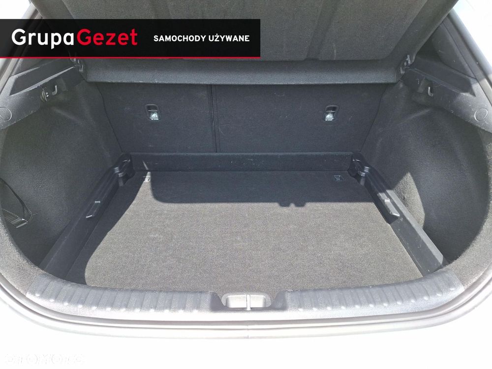 Kia XCeed 1.5 T-GDI M - 17