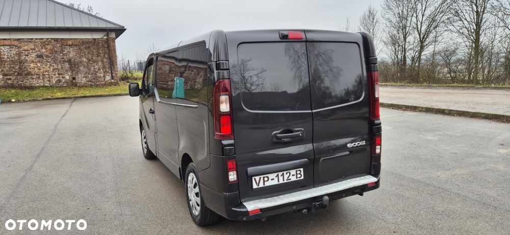 Opel Vivaro - 14