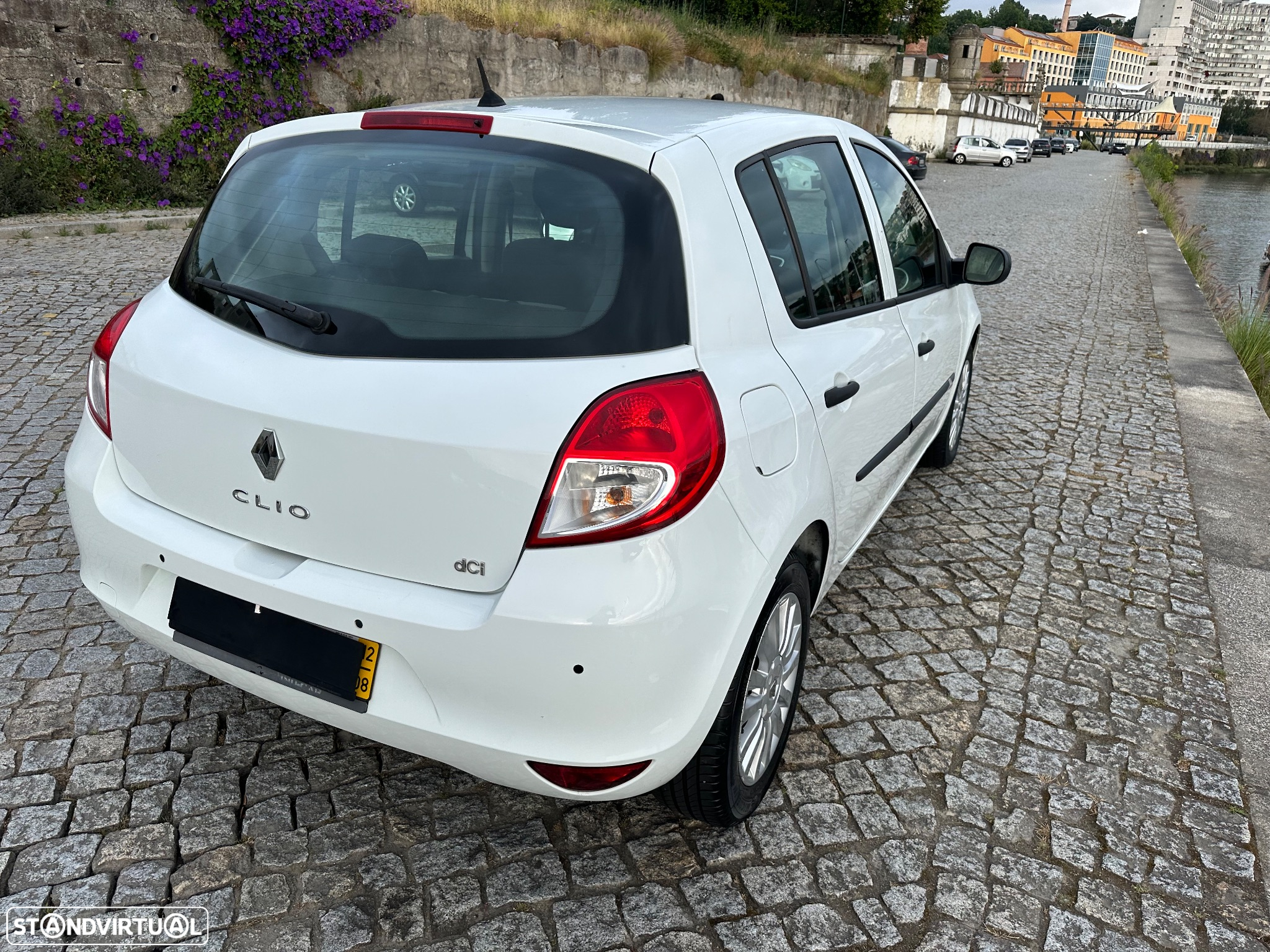 Renault Clio 1.5 dCi 90 FAP Dynamique - 8