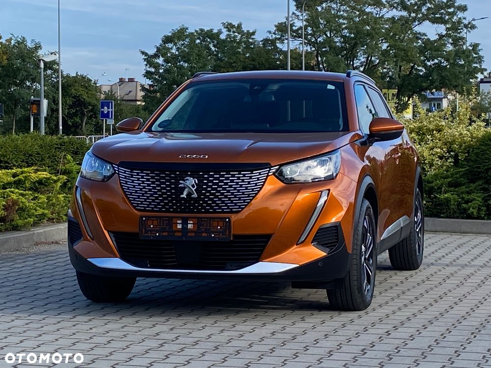 Peugeot 2008 1.5 BlueHDi Allure S&S - 6