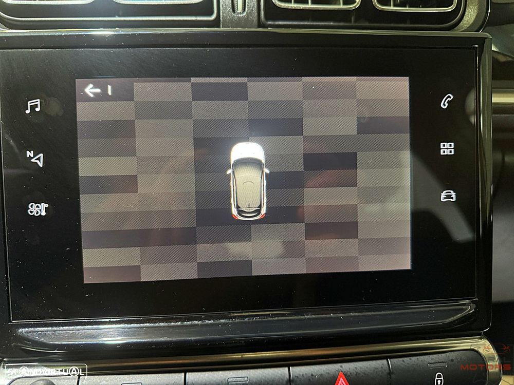 Citroën C3 1.2 PureTech Shine - 34