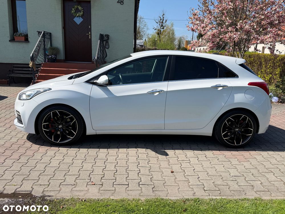 Hyundai i30 1.6 GDI Turbo Luxury - 3