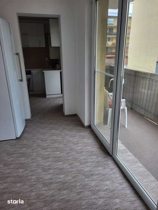 Vanzare apartament 68 mp, 3 camere — fotografia 1