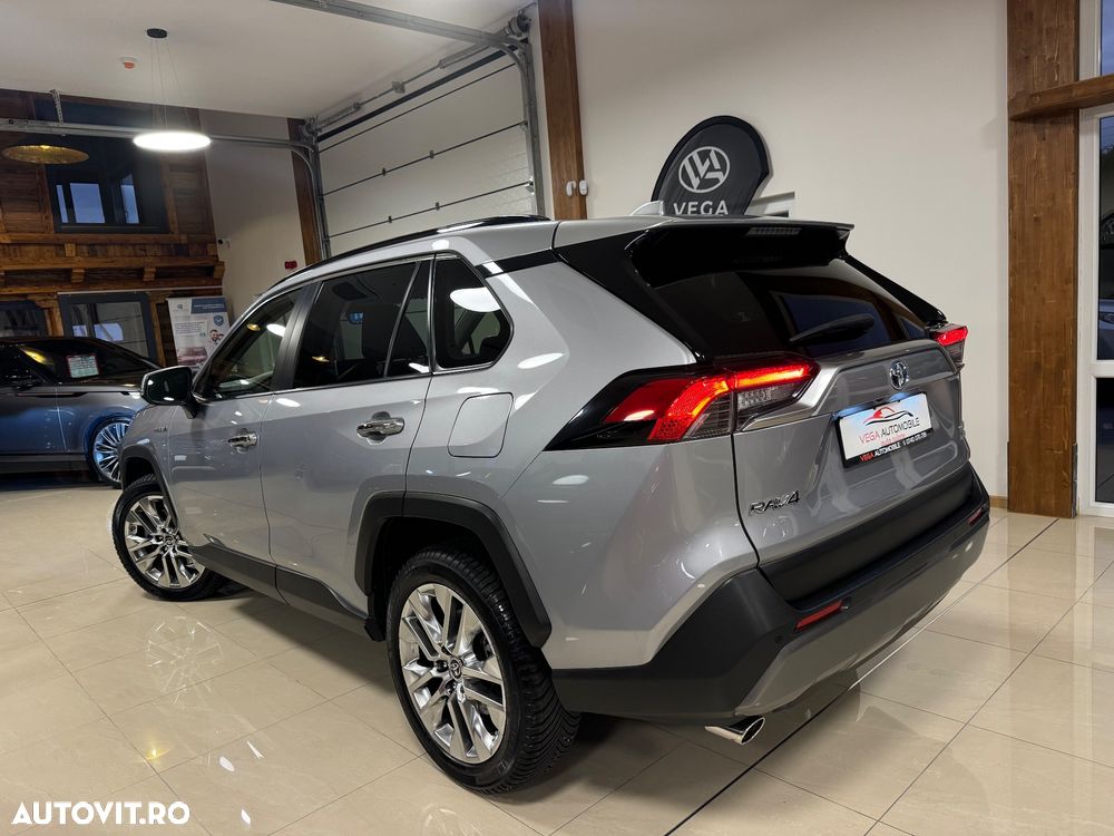 Toyota RAV4 2.5 4x4 Hybrid Team Deutschland - 4