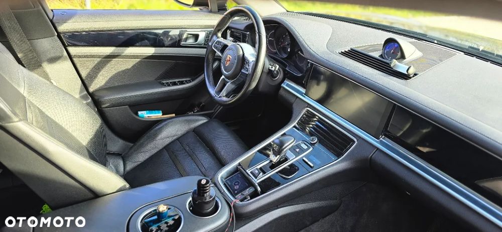 Porsche Panamera - 6