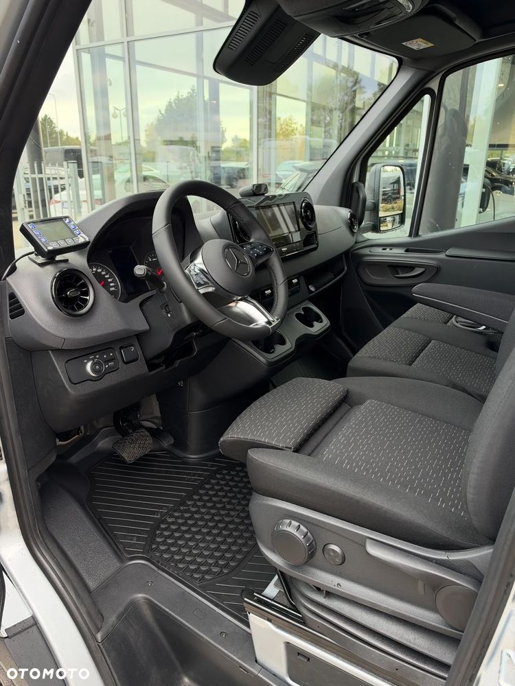 Mercedes-Benz SPRINTER 519 CDI - 15