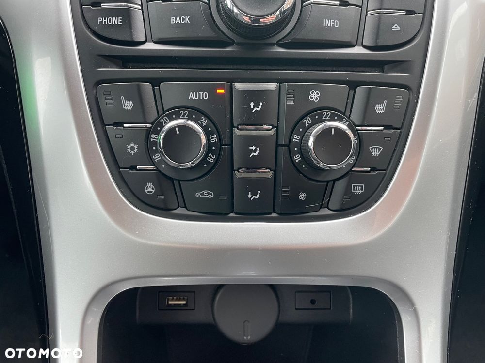 Opel Astra 1.4 Turbo ENERGY - 27