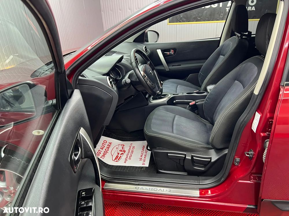 Nissan Qashqai+2 - 11