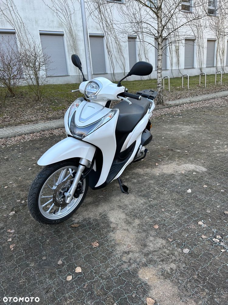 Honda SH - 4