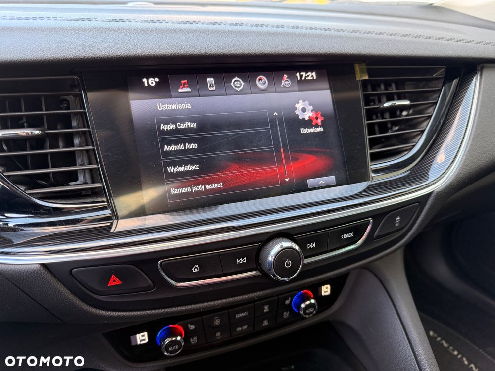 Opel Insignia 2.0 T 4x4 Exclusive S&S - 9