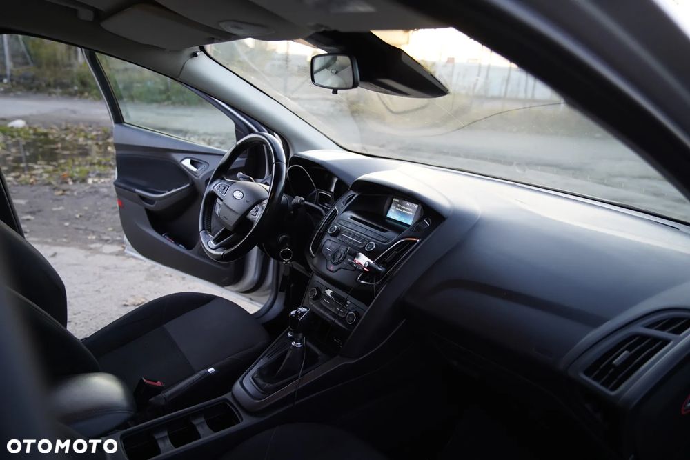 Ford Focus 1.5 TDCi SYNC Edition - 7