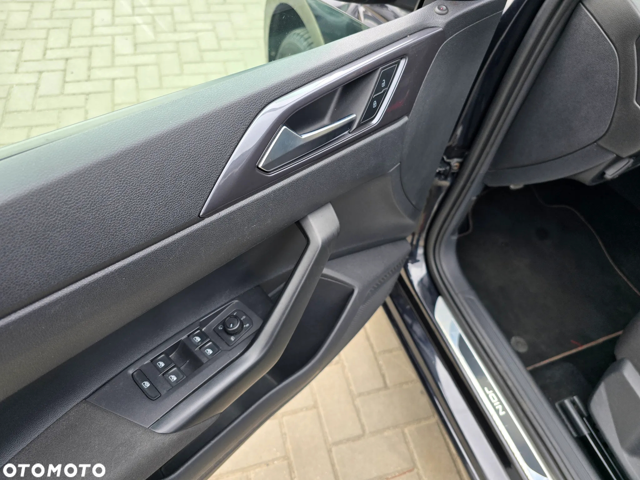 Volkswagen Polo - 24